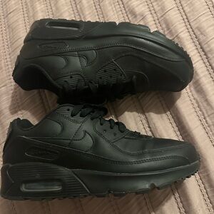 NIKE Unisex Child Big Kid 6 CD6864-001 Black/Black